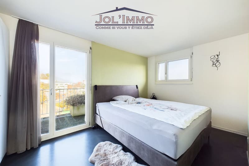Penthouse with 360 Panoramic View in Biel - A Unique Opportunity! (10)
