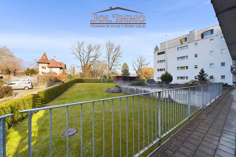 Penthouse with 360 Panoramic View in Biel - A Unique Opportunity! (13)