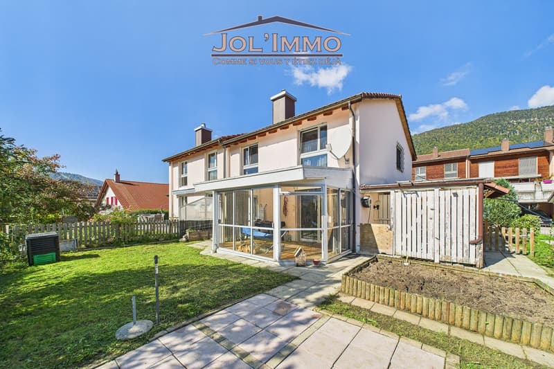 House with panoramic view and wellness areas in Moutier (1)
