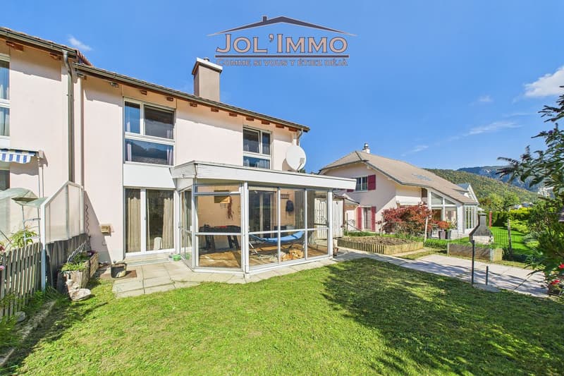 House with panoramic view and wellness areas in Moutier (2)