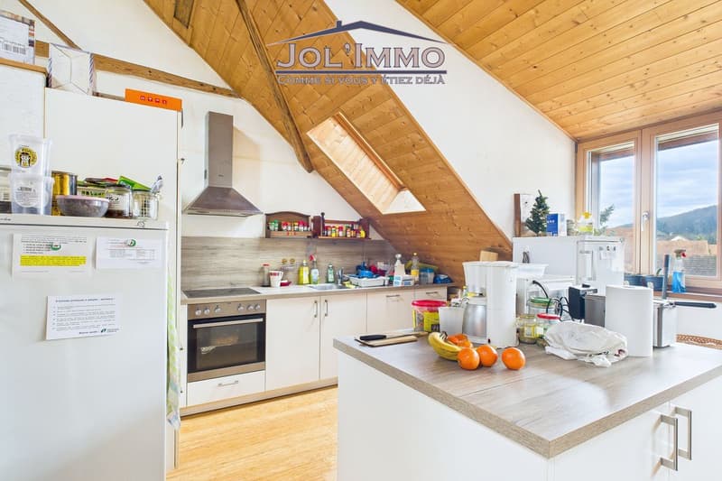 Small renovated building - 3 apartments in Vendlincourt (9)