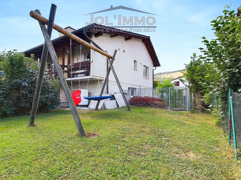 Unabhängiges Haus mit 5 1/2 Zimmern in der Gemeinde Haute Sorne in Glovelier. (1)