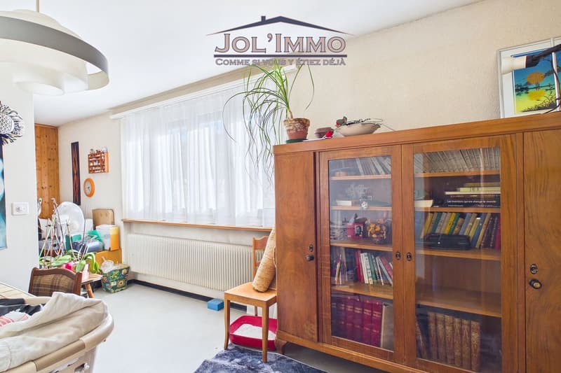 Maison individuelle avec beau potentiel dans quartier calme à Courrendlin (4)