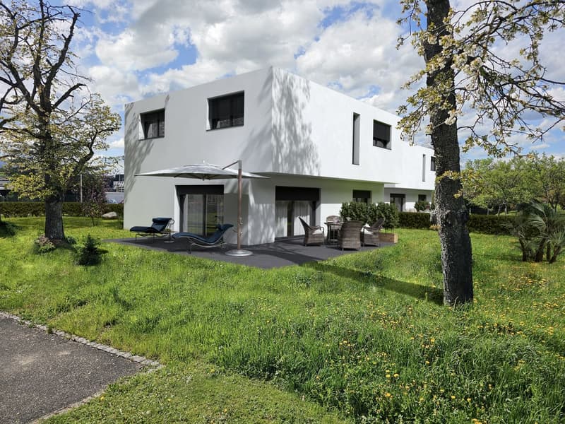 Magnifiques villas de 5.5 pièces avec beau terrain plat et vue dégagée (1)