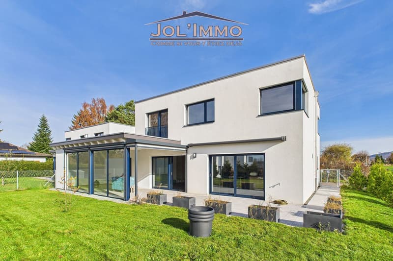 Magnifique maison moderne avec vue dégagée à Alle (1)