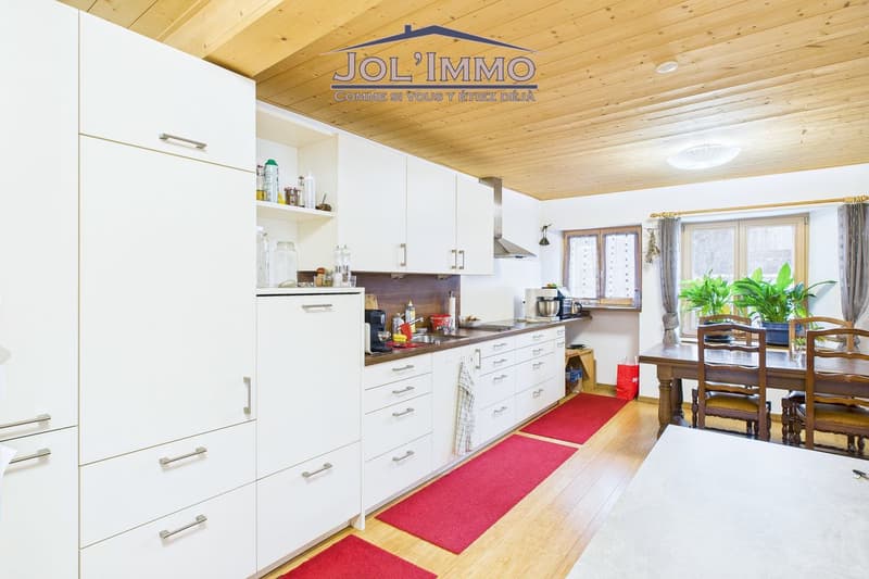 Petit immeuble rénové - 3 appartements à Vendlincourt (12)