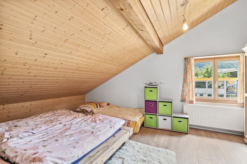 Grande maison de 6.5 pièces entièrement rénovée à l'entrée du village d'Eschert (4)