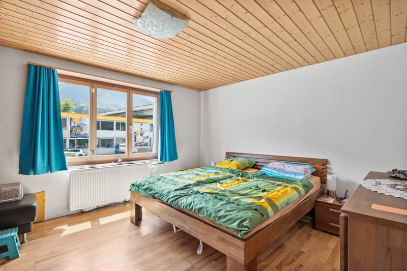 Grande maison de 6.5 pièces entièrement rénovée à l'entrée du village d'Eschert (3)