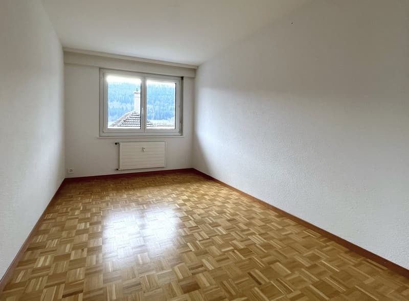 bureau.jpg