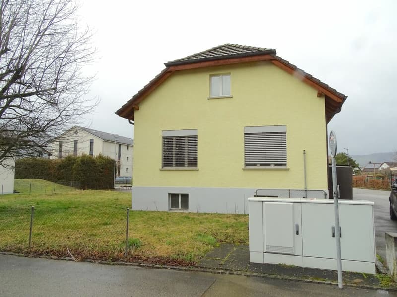 ARI-212 - Mixed-use building - residential and commercial premises (5)