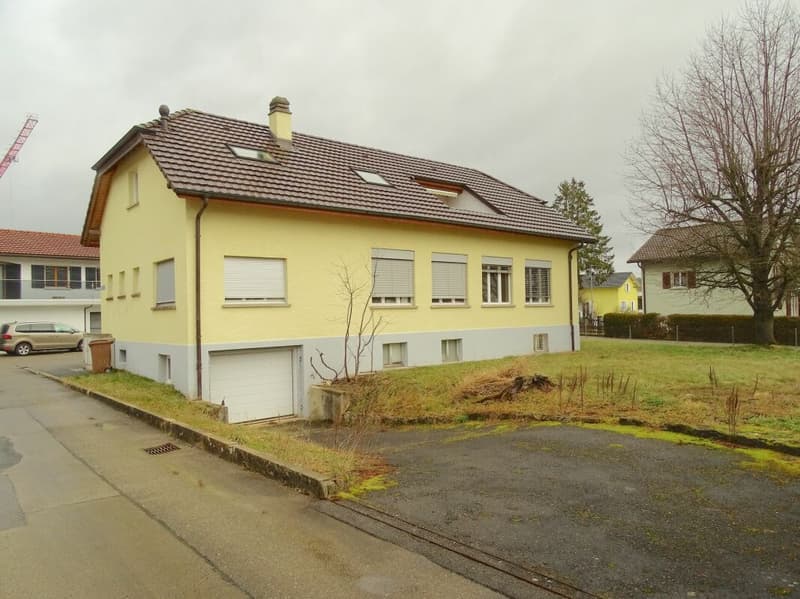 ARI-212 - Mixed-use building - residential and commercial premises (1)