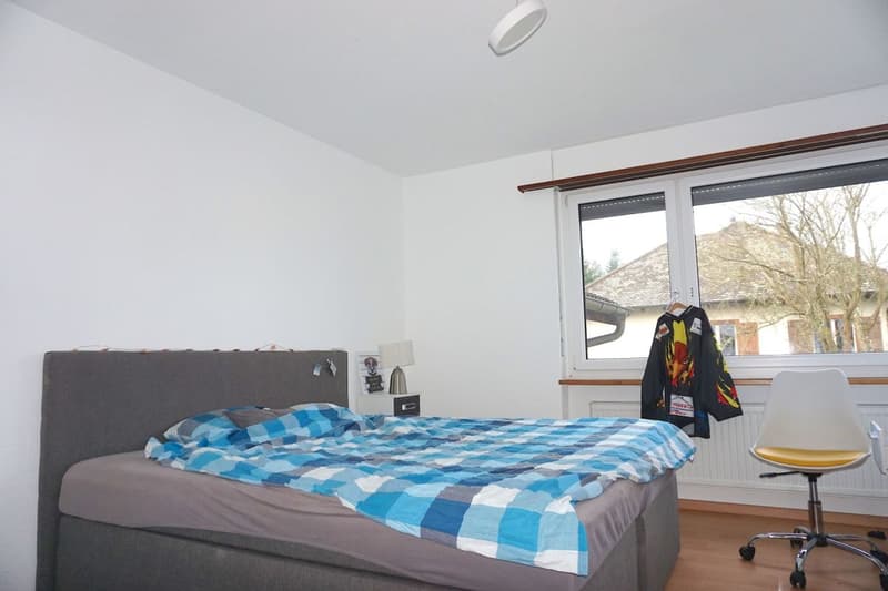 Grande casa di 8,5 locali con uffici e laboratorio (13)