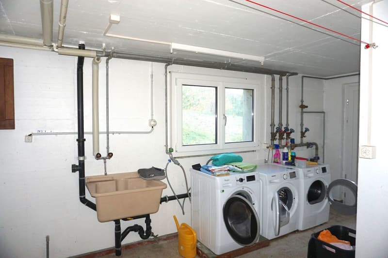Grande casa di 8,5 locali con uffici e laboratorio (22)