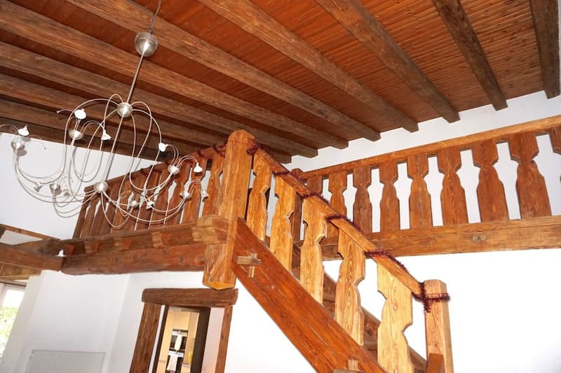 Grande casa di 8,5 locali con uffici e laboratorio (8)