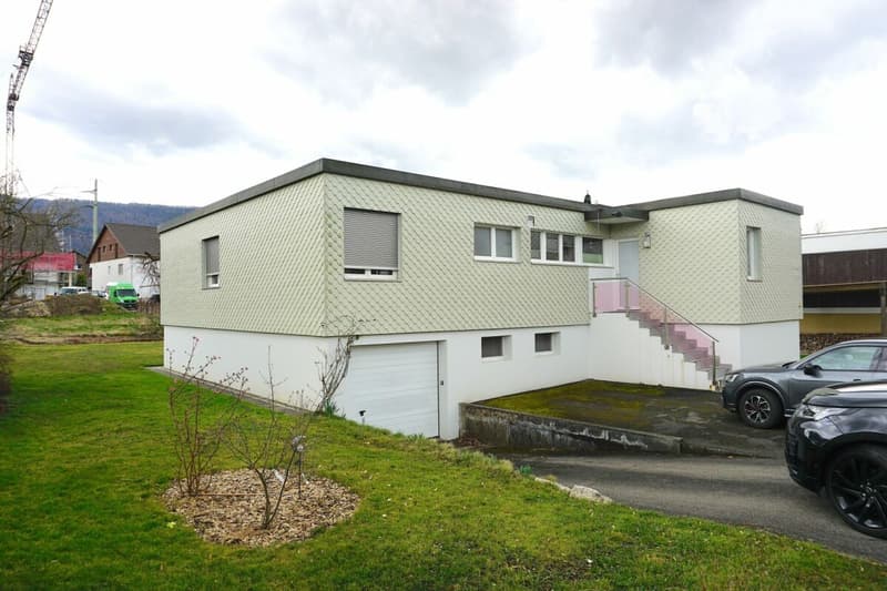 ARI-231 Casa individuale ristrutturata di 5,5 locali su un terreno di 760 m2 (3)