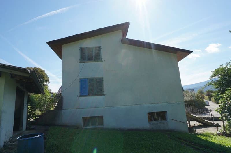 ARI-242 Casa con 2 appartamenti su un terreno di 1'485 m2 (4)