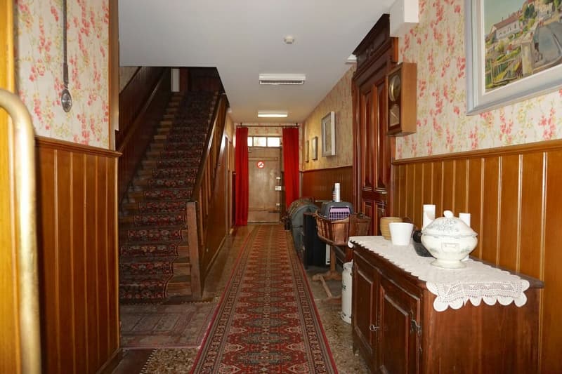ARI-248 For investors - Residential building, former restaurant to be converted into a rental building - Ideally located in the central area of Delémont (3)