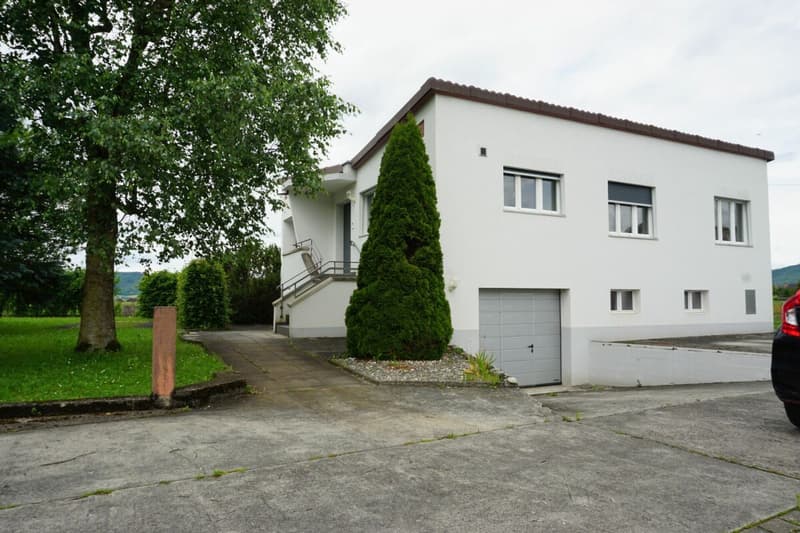 ARI-236 - Rental Yield - Very beautiful house with 2 apartments of 4.5 and 3.5 rooms on a plot of 1'134 m2. copy (19)