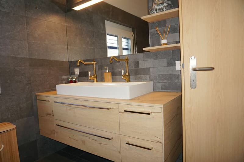 ARI-251 - Very beautiful bright 6-room house, ideally located, 240 m2 living space (15)