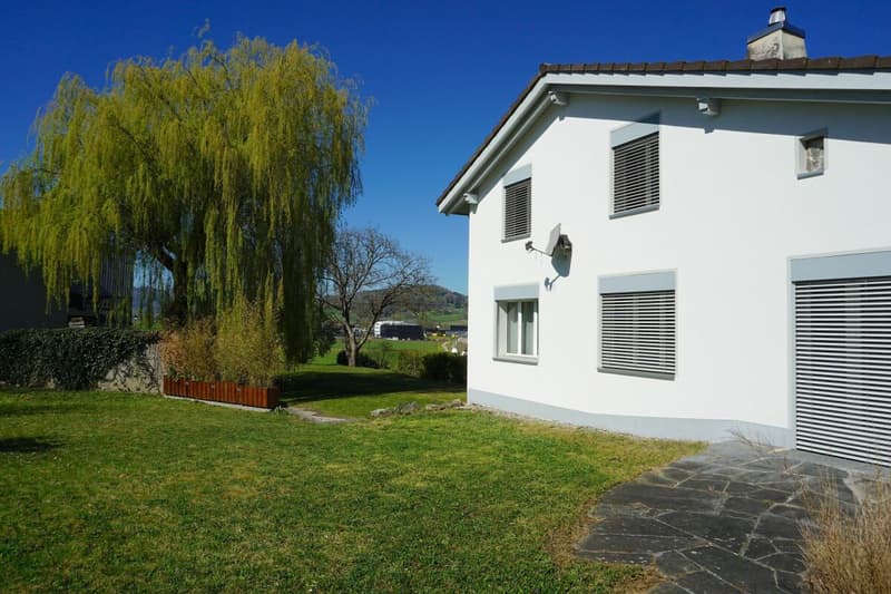 ARI-258 - Single-family house with 6.5 rooms on a plot of 1'572 m2 (3)