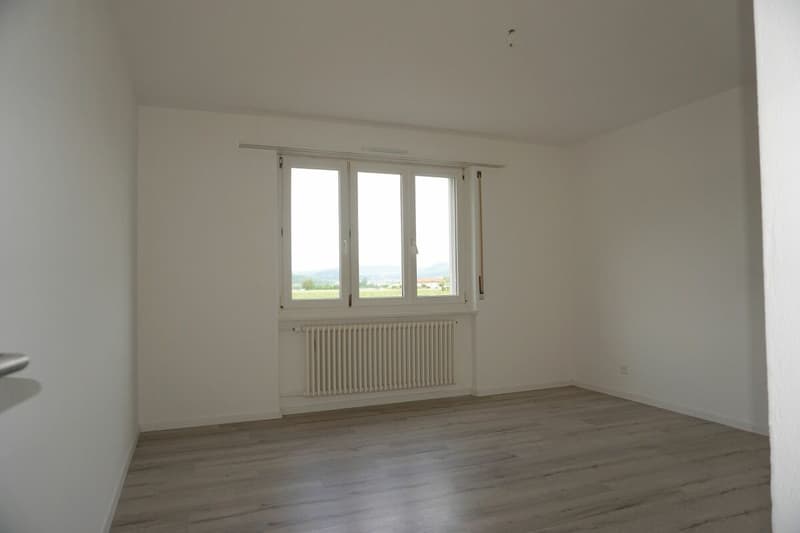 ARI-236 - Wohnung mit 4,5 Zimmern im oberen Erdgeschoss (6)