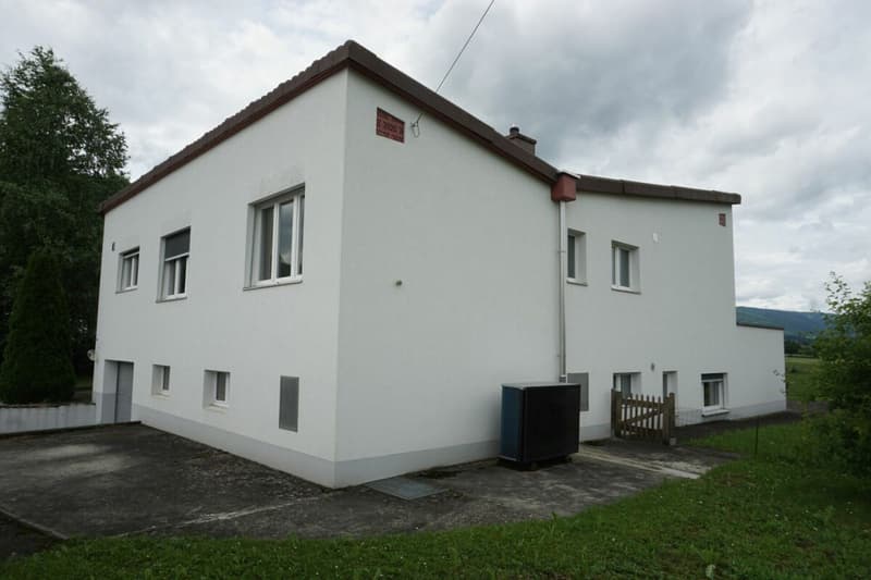 ARI-236 - Wohnung mit 4,5 Zimmern im oberen Erdgeschoss (11)