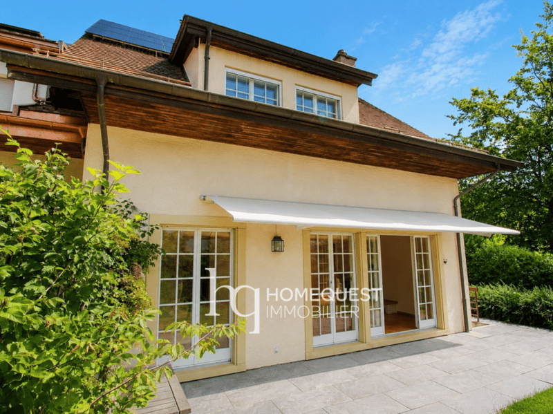 Une villa baignée de lumière au coeur de Chailly (3)