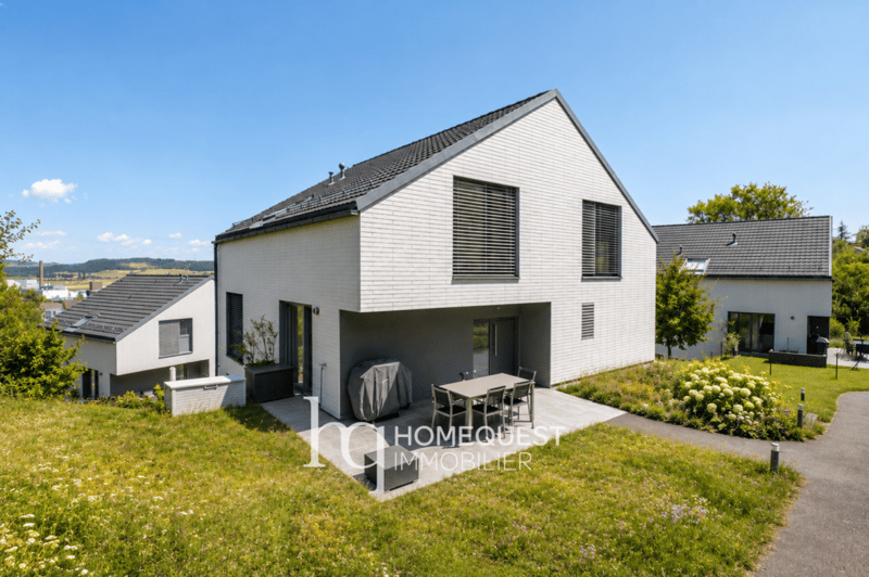 Une maison jumelle contemporaine, lumineuse et particulièrement polyvalente (2)