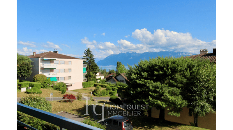 Appartement spacieux entièrement meublé, de 3.5 pièces, avec belle vue lac (2)
