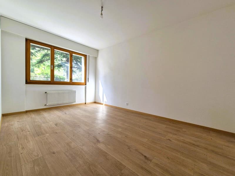 Very beautiful apartment well maintained for sale in Noës (2)