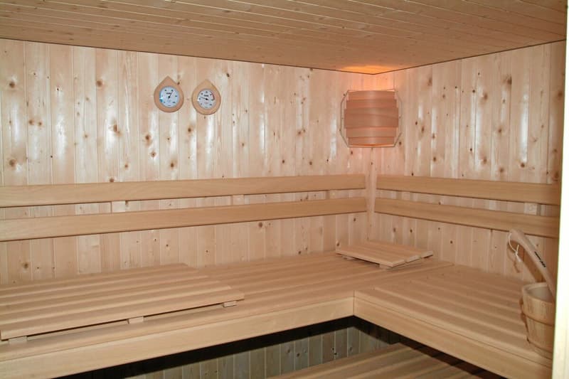 Exklusive Rückzugsoase in Klosters - Alpine Villa mit Stil (7)