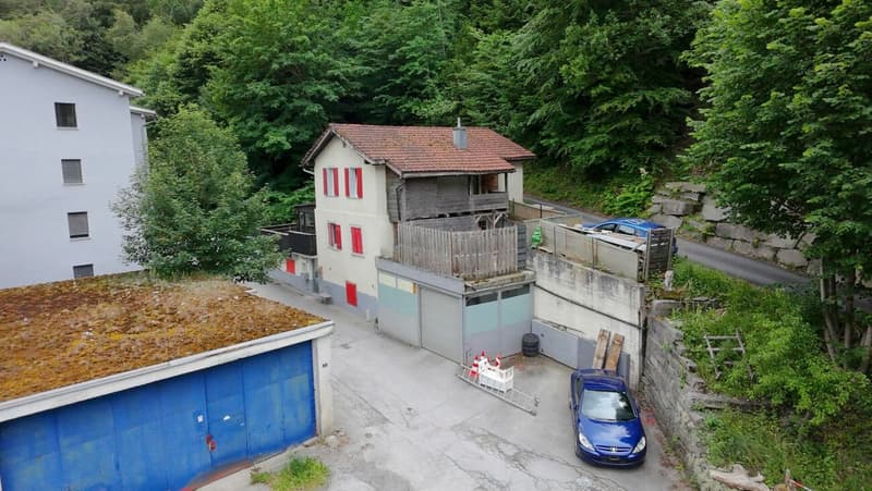 Einfamilienhaus in Chur, Meiersboden mit Entwicklungspotenzial (1)
