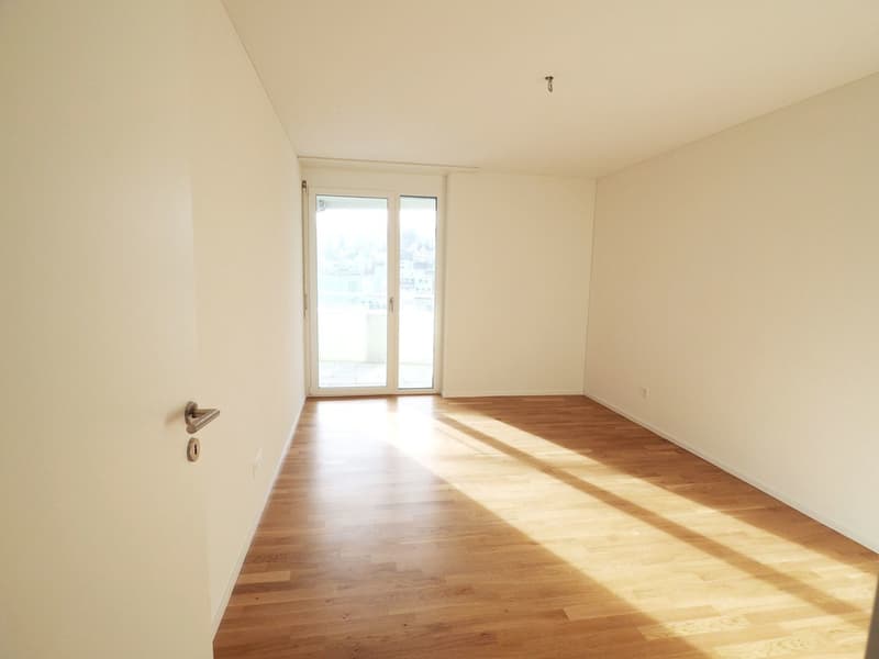 Moderne 3.5 Zimmer-Wohnung mit tollem Grundriss (9)