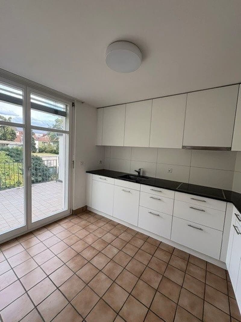 Helle 4-Zimmerwohnung im 2. OG mit Balkon (3)