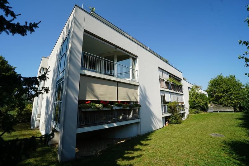 Helle 4-Zimmerwohnung in Reinach Nähe Fiechten (2)