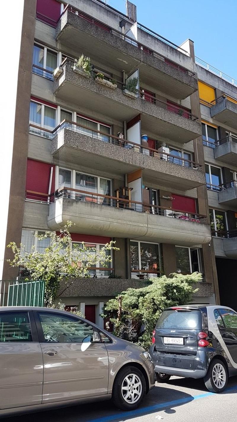 Helle 2-Zimmerwohnung im 6. Obergeschoss an zentraler Lage (1)