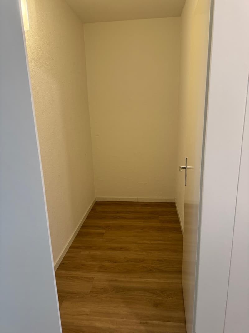 Appartement spacieux avec balcon sur la place Wiesenplatz (3)