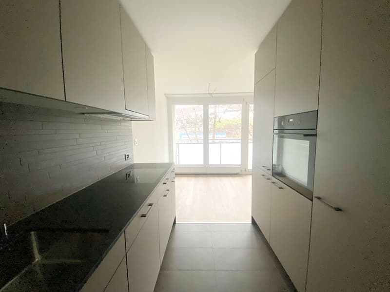 Familienwohnung - Grosszügig - Saniert - 2 Balkone - nähe Bahnhof (3)