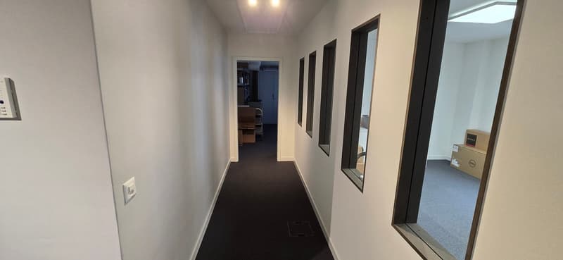 Helles Büro in Dübendorf (4)