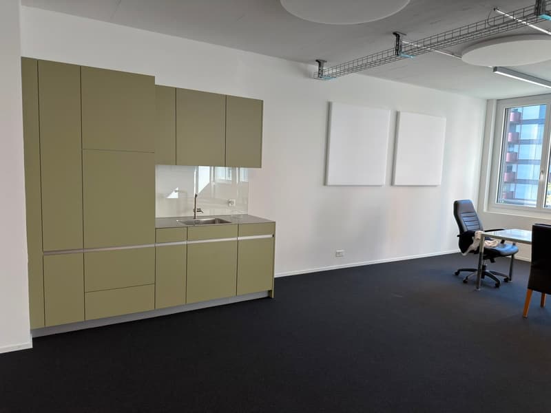 Moderne, voll ausgebaute Büro- / Gewerbefläche an Top-Lage (3)