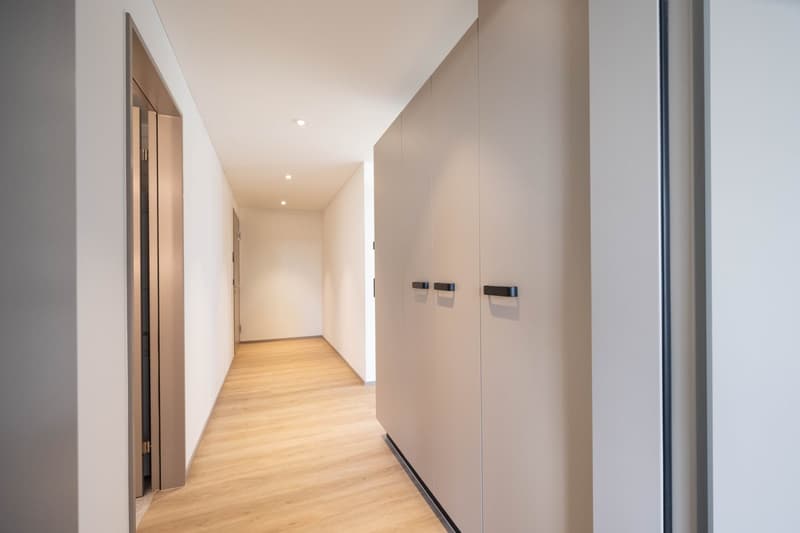 Moderne 2.5-Zimmerwohnung mit grosszügigem Balkon in Bassersdorf (6)