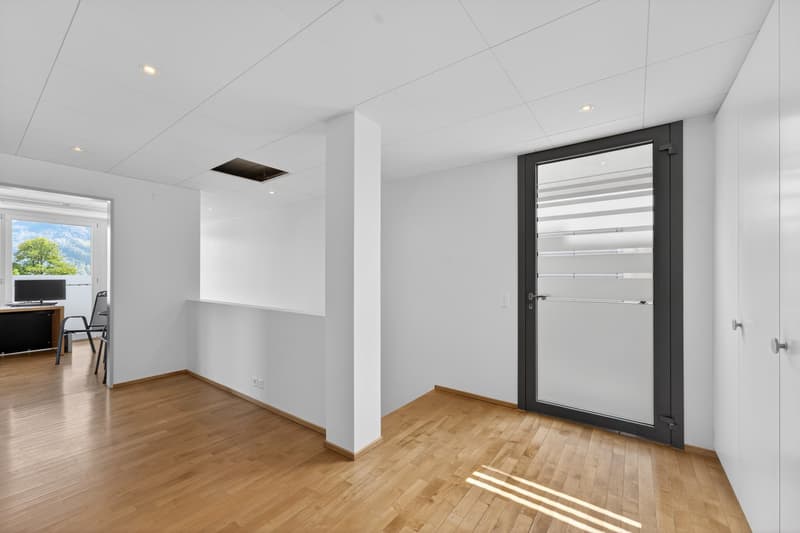 Commercial property / office / practice in a quiet location in Hergiswil (10)