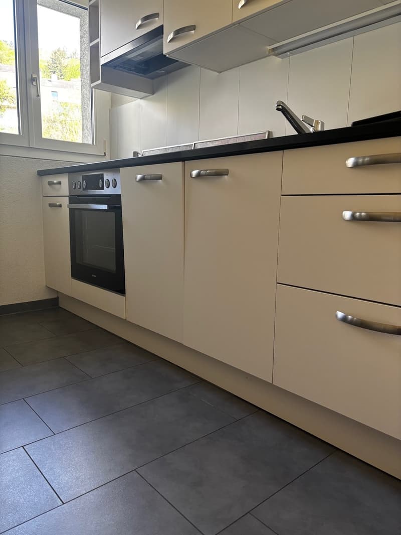 3.5-Zimmer-Attikawohnung mit Panoramablick in Biel (8)