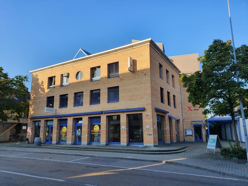 Einstellhallenplätze im Zentrum von Lyss (1)