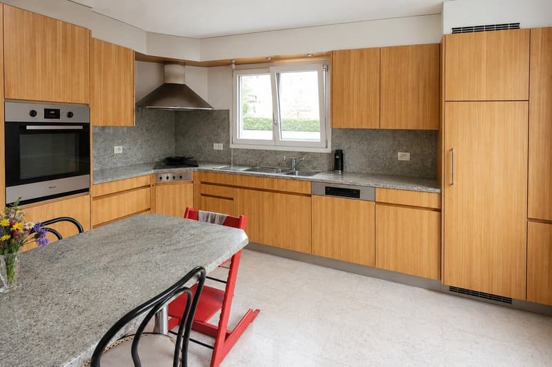 Detached 6-room single-family house with annex character (6)