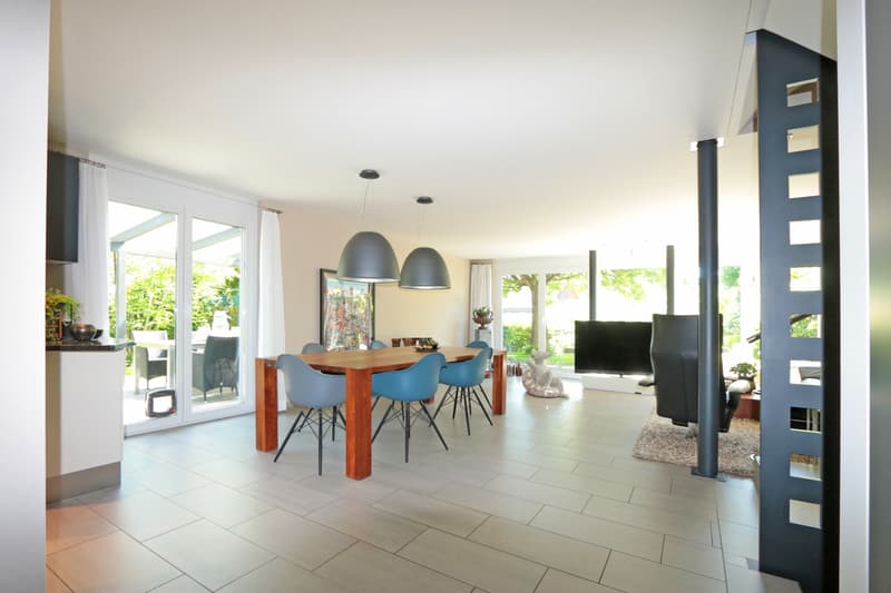 A House to Fall in Love With - Well-Maintained, High-Quality, and Family-Friendly (11)
