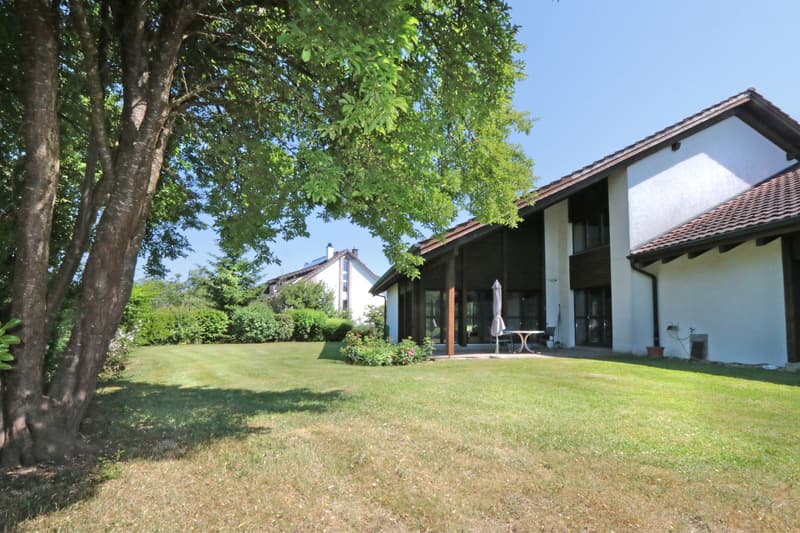 Familienfreundliches Einfamilienhaus mit grossem Garten (5)