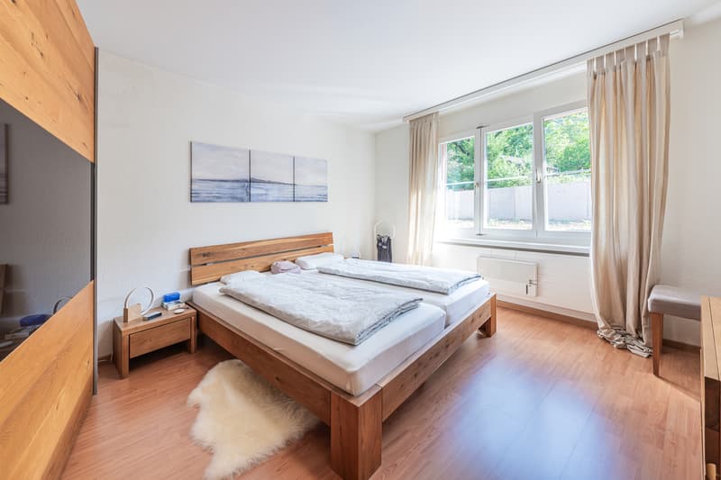 Zimmer Eltern - viel Platz, sich nach seinen Bedürfnissen einzurichten