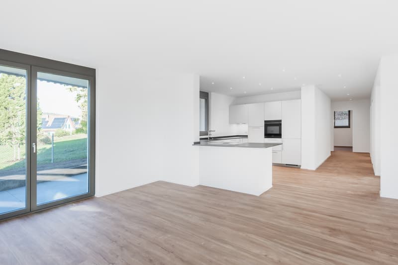 Exklusives Wohnen mit Eigentumscharakter 4.5 Zimmer Gartenwohnung (3)