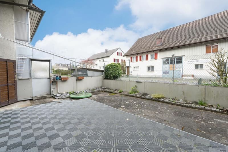 Einfamilienhaus mit Werkstatt im Dorfkern (15)